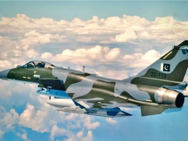 پاک فضائیہ کے جوابی حملوں میں بھارتی طیاروں کی تباہی؛ چینی طیاروں کی فروخت دگنی - الجزیرہ نیوز